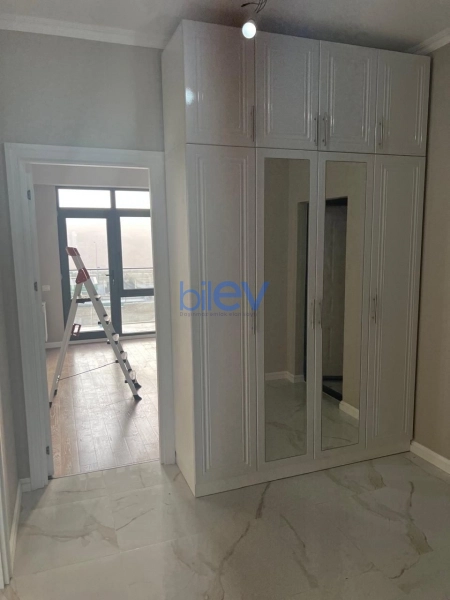 Aylıq Kirayə 3 otaqlı Yeni Tikili bina evi  120m², Bakı