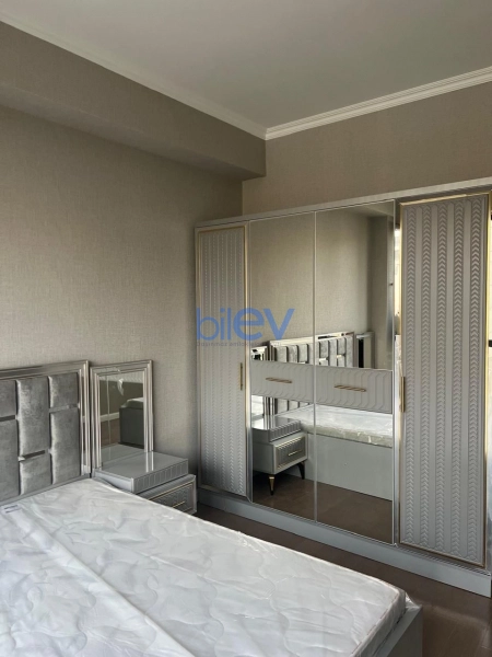 Aylıq Kirayə 3 otaqlı Yeni Tikili bina evi  120m², Bakı