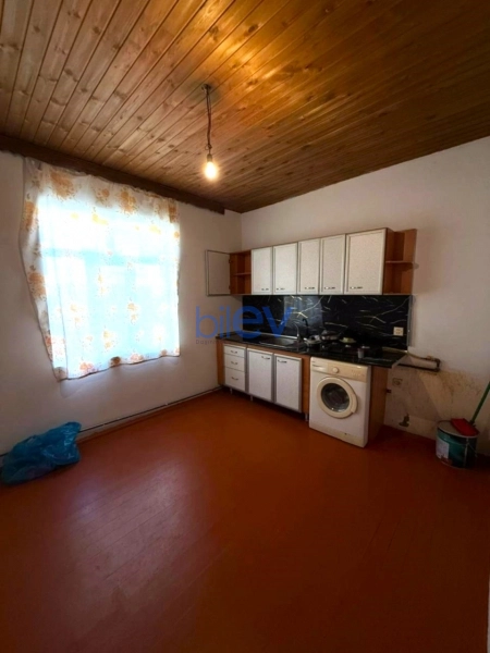Aylıq Kirayə 4 otaqlı Həyət evi  100m², Bakı