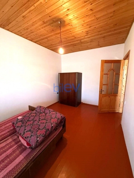 Aylıq Kirayə 4 otaqlı Həyət evi  100m², Bakı