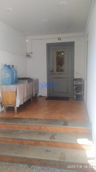 Satış 4 otaqlı Köhnə Tikili bina evi  85m², Bakı