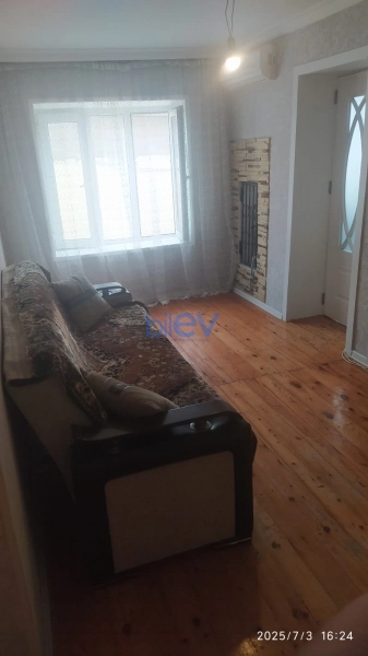 Satış 4 otaqlı Köhnə Tikili bina evi  85m², Bakı