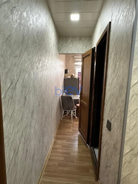 Satış 3 otaqlı Köhnə Tikili bina evi  43m², Bakı