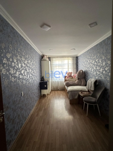 Satış 3 otaqlı Köhnə Tikili bina evi  43m², Bakı