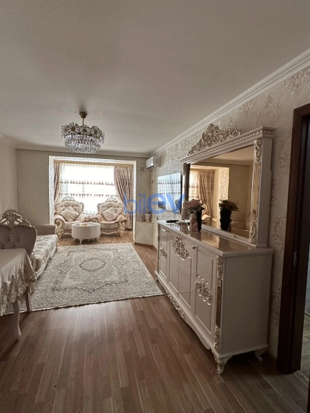 Satış 3 otaqlı Köhnə Tikili bina evi  43m², Bakı