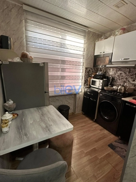 Satış 3 otaqlı Köhnə Tikili bina evi  43m², Bakı