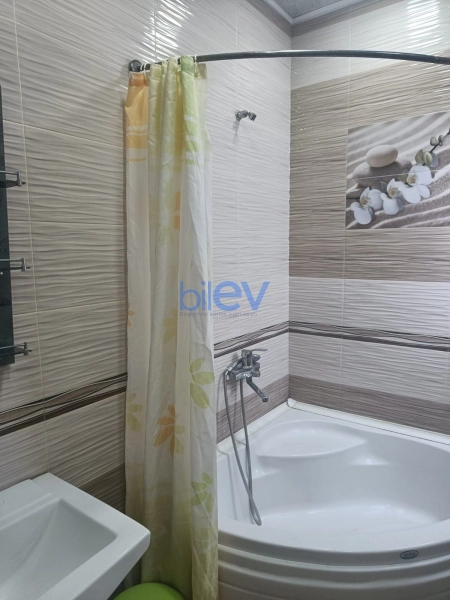 Aylıq Kirayə 3 otaqlı Köhnə Tikili bina evi  81m², Bakı