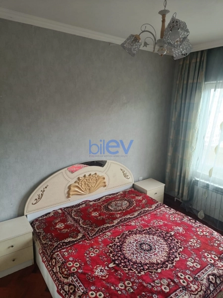 Aylıq Kirayə 3 otaqlı Köhnə Tikili bina evi  81m², Bakı