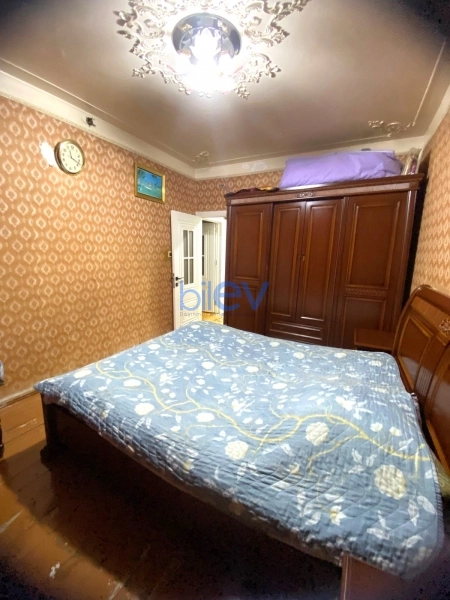Satış 3 otaqlı Köhnə Tikili bina evi  80m², Bakı