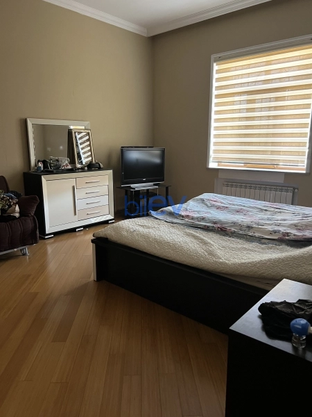 Satış 7 otaqlı Bağ evi  300m², Bakı
