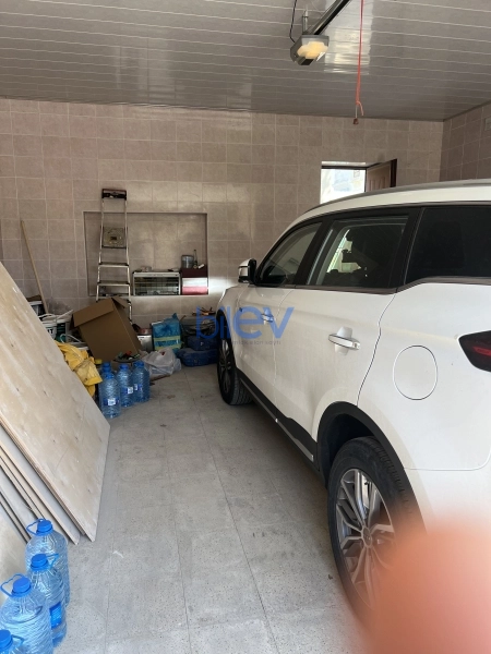 Satış 7 otaqlı Bağ evi  300m², Bakı