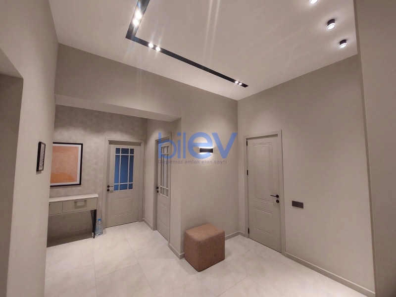 Aylıq Kirayə 2 otaqlı Yeni Tikili bina evi  100m², Bakı