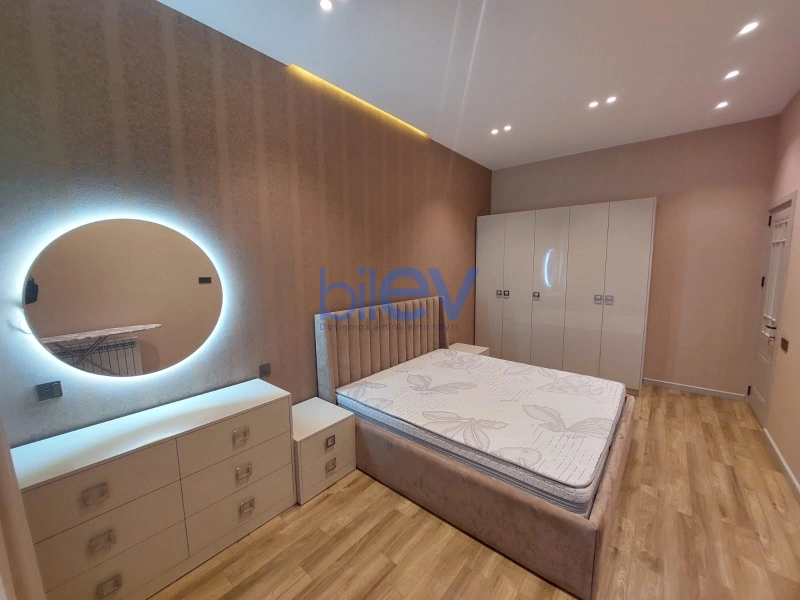 Aylıq Kirayə 2 otaqlı Yeni Tikili bina evi  100m², Bakı
