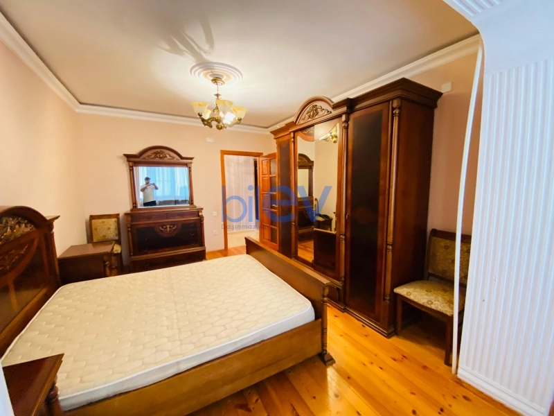 Aylıq Kirayə 3 otaqlı Köhnə Tikili bina evi  90m², Bakı
