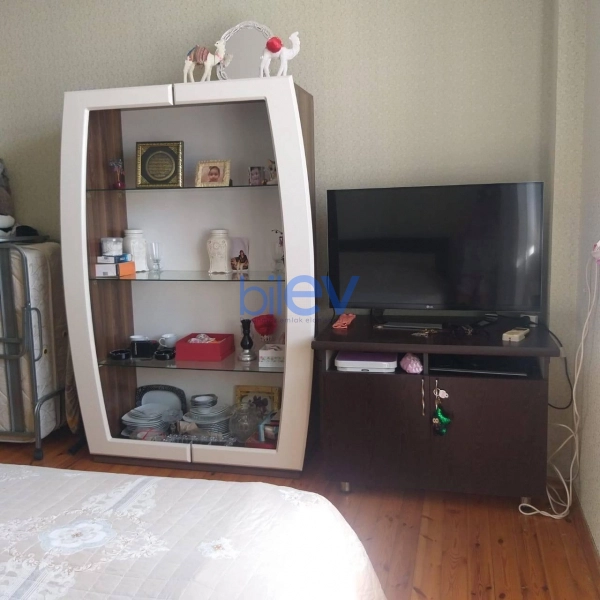 Aylıq Kirayə 3 otaqlı Yeni Tikili bina evi  75m², Bakı