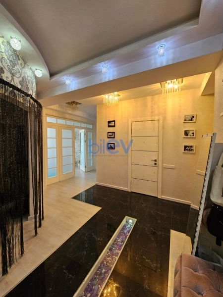 Satış 2 otaqlı Yeni Tikili bina evi  100m², Bakı