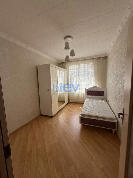 Aylıq Kirayə 3 otaqlı Köhnə Tikili bina evi  70m², Bakı