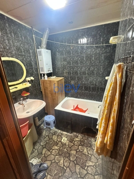 Aylıq Kirayə 2 otaqlı Köhnə Tikili bina evi  50m², Bakı