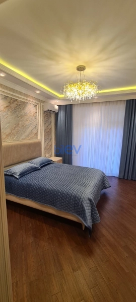Aylıq Kirayə 3 otaqlı Yeni Tikili bina evi  106m², Bakı