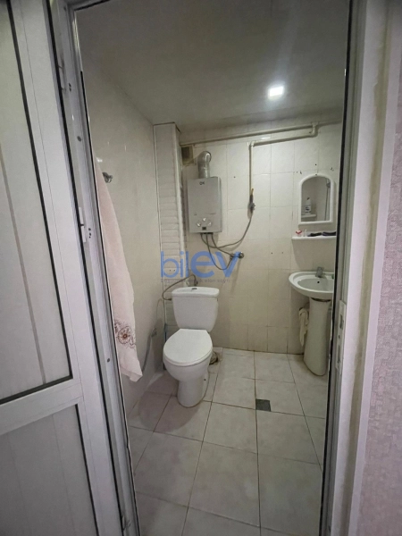 Aylıq Kirayə 1 otaqlı Köhnə Tikili bina evi  40m², Bakı