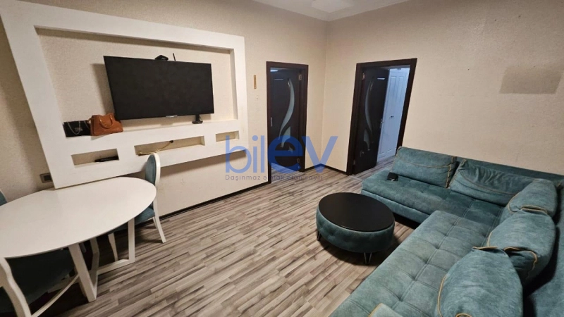 Aylıq Kirayə 3 otaqlı Köhnə Tikili bina evi  77m², Bakı