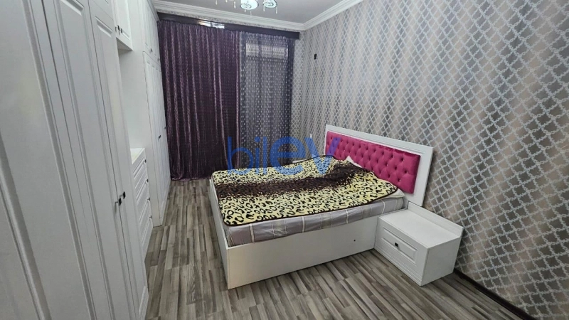 Aylıq Kirayə 3 otaqlı Köhnə Tikili bina evi  77m², Bakı