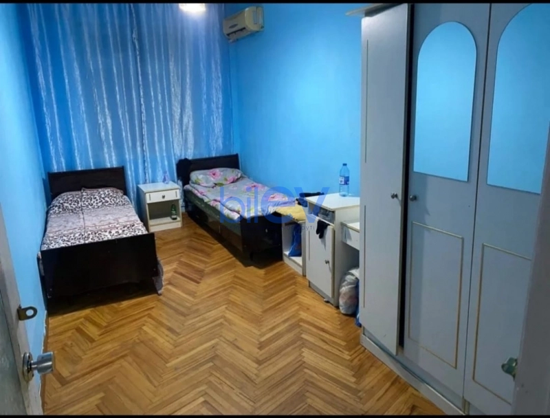 Aylıq Kirayə 2 otaqlı Köhnə Tikili bina evi  86m², Bakı