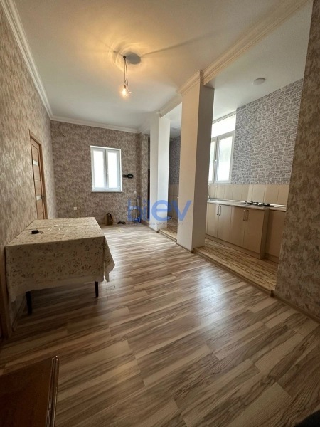 Aylıq Kirayə 3 otaqlı Həyət evi  90m², Bakı