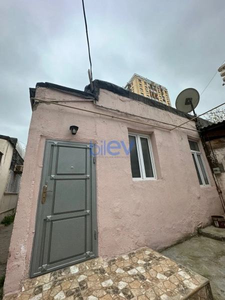 Aylıq Kirayə 3 otaqlı Həyət evi  90m², Bakı