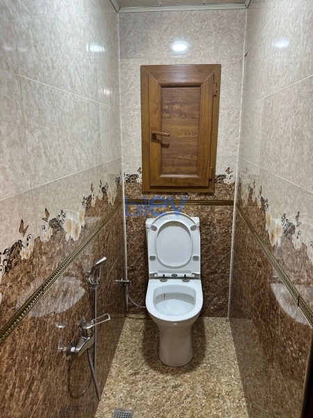 Aylıq Kirayə 3 otaqlı Köhnə Tikili bina evi  60m², Bakı