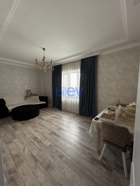 Satış 5 otaqlı Həyət evi  160m², Sumqayıt