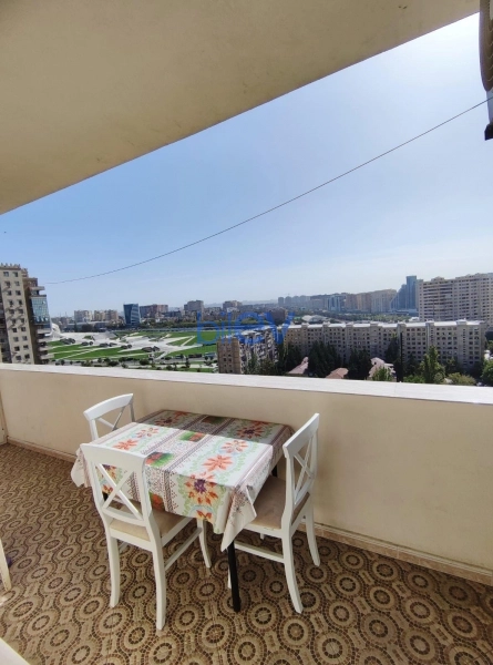 Aylıq Kirayə 3 otaqlı Yeni Tikili bina evi  128m², Bakı