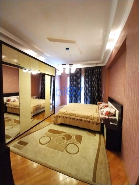 Aylıq Kirayə 2 otaqlı Yeni Tikili bina evi  90m², Bakı