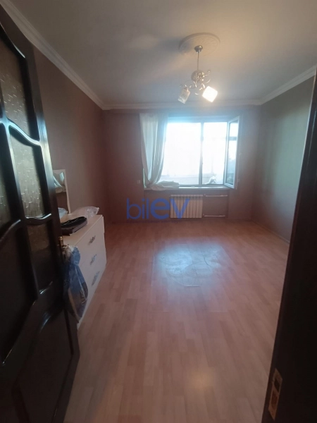 Aylıq Kirayə 2 otaqlı Köhnə Tikili bina evi  73m², Bakı