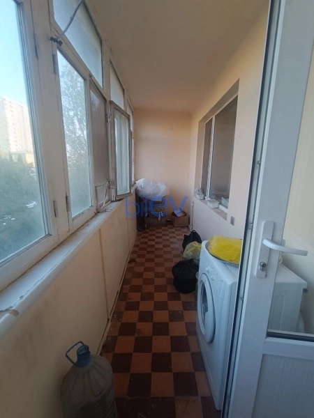 Aylıq Kirayə 2 otaqlı Köhnə Tikili bina evi  73m², Bakı