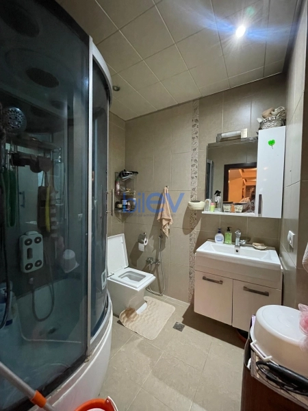 Satış 3 otaqlı Yeni Tikili bina evi  147m², Bakı