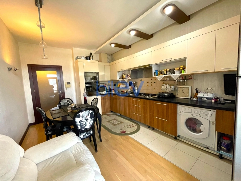 Satış 3 otaqlı Yeni Tikili bina evi  147m², Bakı