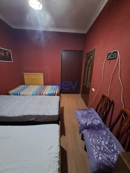 Aylıq Kirayə 2 otaqlı Köhnə Tikili bina evi  m², Bakı