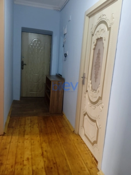 Aylıq Kirayə 3 otaqlı Köhnə Tikili bina evi  60m², Şirvan