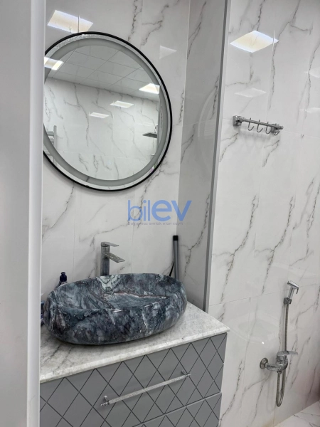 Satış 2 otaqlı Yeni Tikili bina evi  65m², Bakı