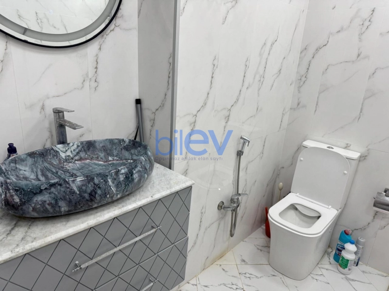 Satış 2 otaqlı Yeni Tikili bina evi  65m², Bakı