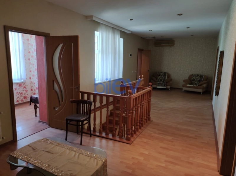 Satış 5 otaqlı Bağ evi  200m², Bakı