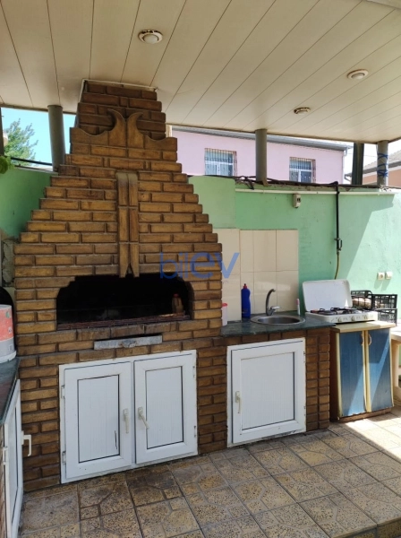 Satış 5 otaqlı Bağ evi  200m², Bakı