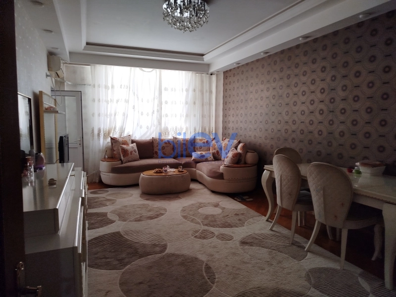 Aylıq Kirayə 3 otaqlı Otaq yoldaşı  60m², Bakı