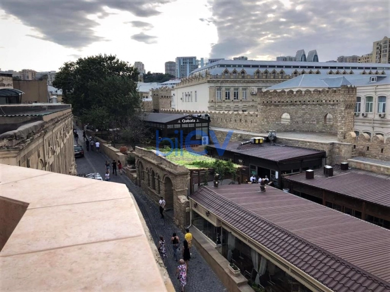 Aylıq Kirayə 3 otaqlı Köhnə Tikili bina evi  100m², Bakı