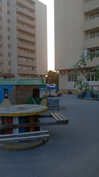 Satış 4 otaqlı Köhnə Tikili bina evi  100m², Bakı