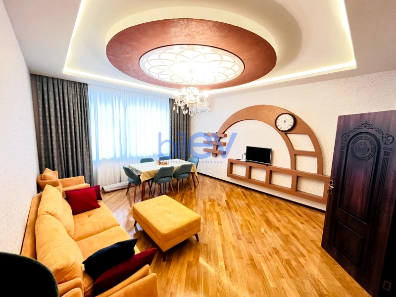 Aylıq Kirayə 3 otaqlı Yeni Tikili bina evi  120m², Bakı