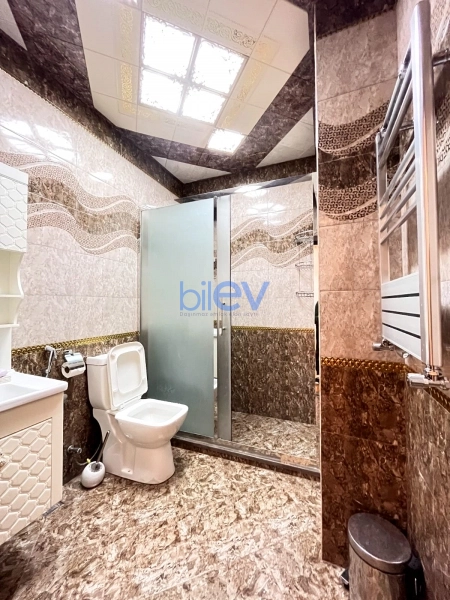 Aylıq Kirayə 3 otaqlı Yeni Tikili bina evi  120m², Bakı