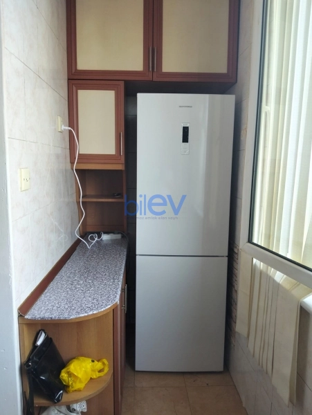 Aylıq Kirayə 2 otaqlı Köhnə Tikili bina evi  60m², Bakı