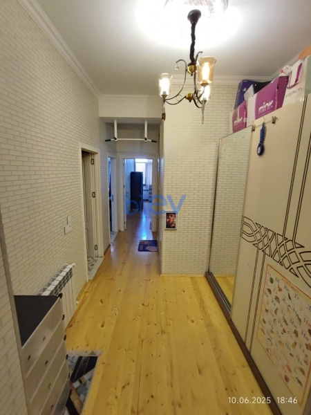 Aylıq Kirayə 2 otaqlı Yeni Tikili bina evi  65m², Bakı
